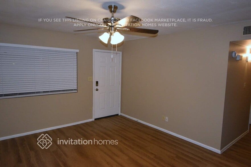 Building Photo - 3420 W Grovers Ave