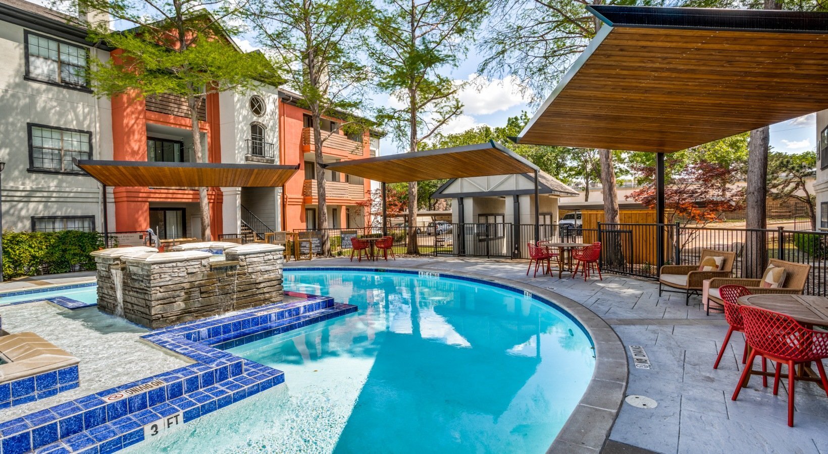 Building Photo - 14332 Montfort Dr