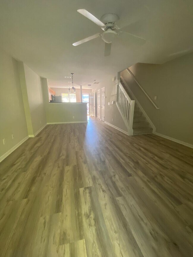 Building Photo - 257 Seabert Rd