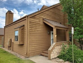 Building Photo - Charming 3BR Townhome in Denver
