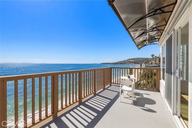 Building Photo - 1045 Gaviota Dr