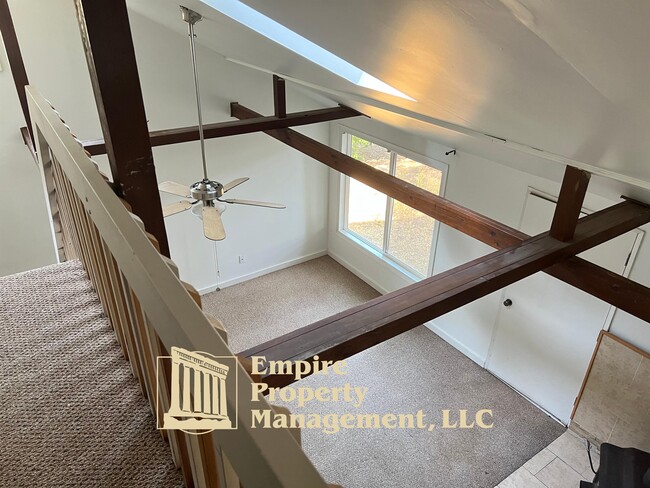 Building Photo - 87948 8th St