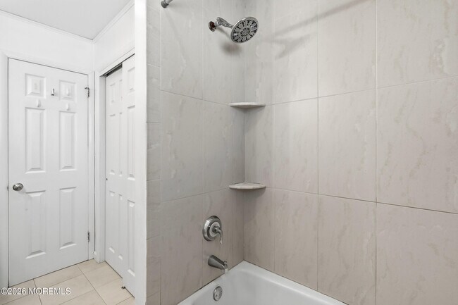 Building Photo - 294 Brighton Ave