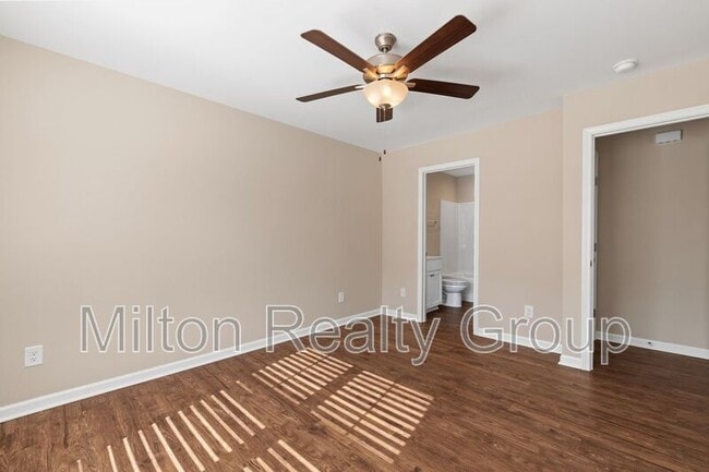 Building Photo - 597 Pendergraft Rd