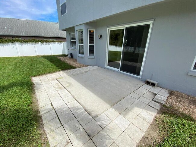 Building Photo - 4115 Andover Cay Blvd