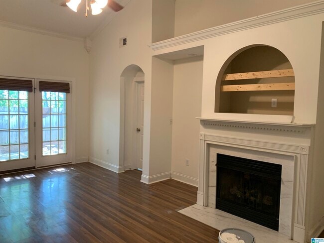 Building Photo - 5651 Colony Ln