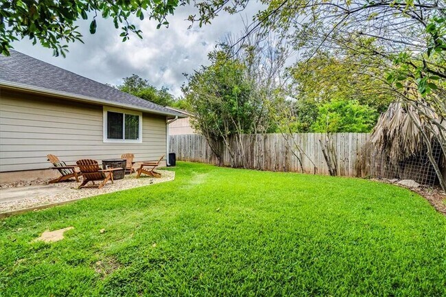 Building Photo - 11322 Bristle Oak Trail