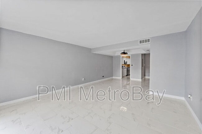Building Photo - 7616 La Mesita Ct