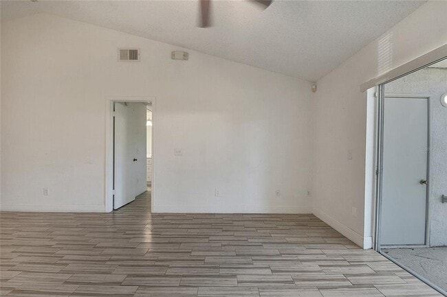 Building Photo - 1239 Lucaya Cir