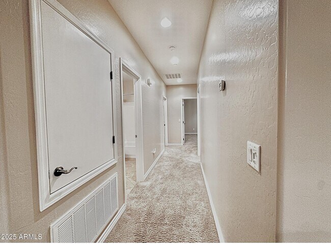Building Photo - 3220 N 136th Dr