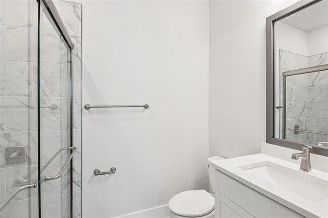 Building Photo - 3129 4th Ter N