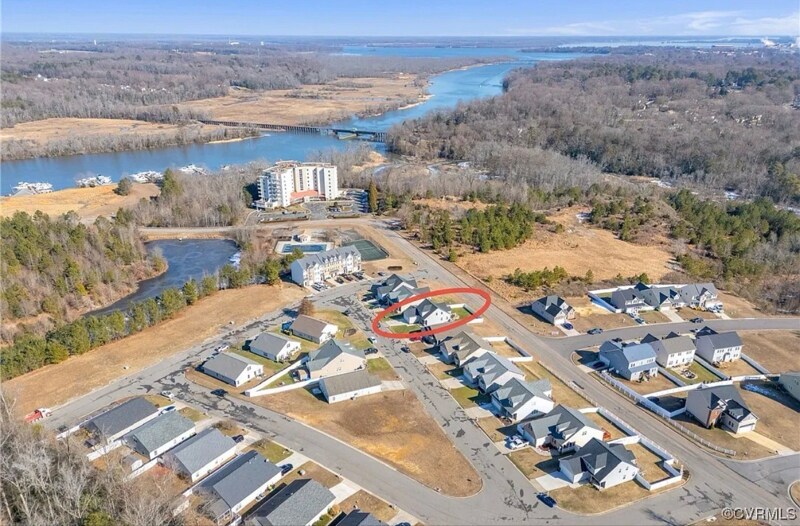 Building Photo - 3913 Lighthouse Ln