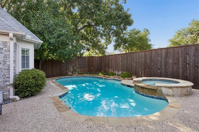 Building Photo - 2809 Roper Dr