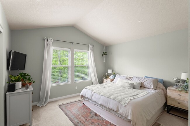 Building Photo - 3 bed/2.5 bath home in the Wonderful Ville...