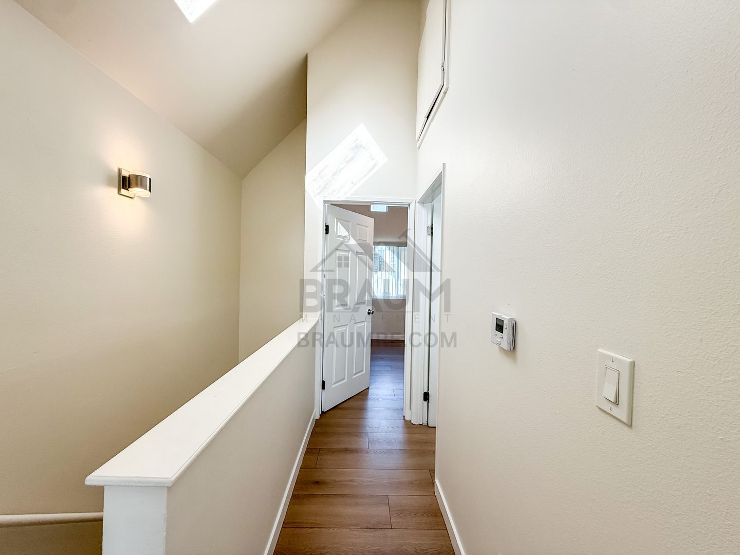 Building Photo - 14249 Friar St