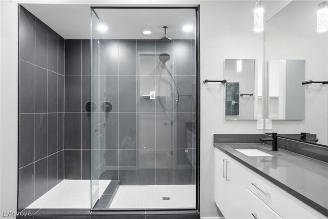 Building Photo - 2604 Evolutionary Ln