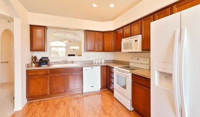 Building Photo - 1036 Willowcrest Dr