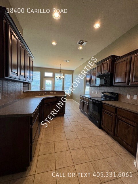 Building Photo - 18400 Carillo Rd