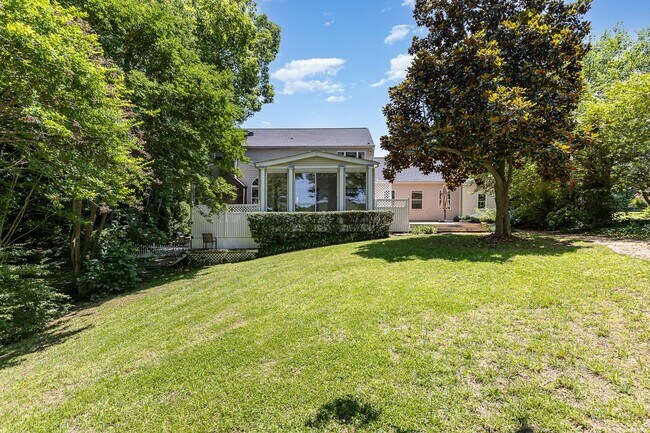 Building Photo - WATERFRONT RENTAL PROPERTY