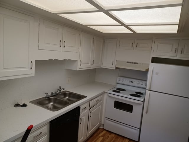 Building Photo - 4455 W Sylvania Ave