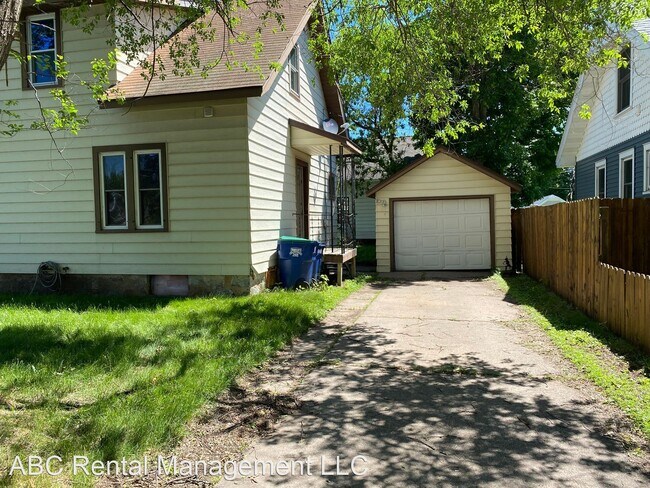 Building Photo - 3 br, 1.5 bath House - 815 West Thomas Street