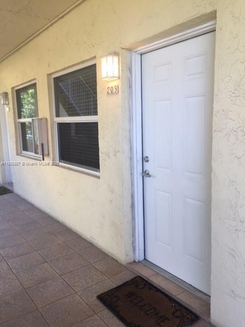 Building Photo - 5839 SW 74th Terrace