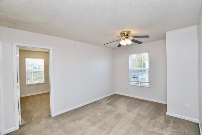 Building Photo - 1749 Mossberg Dr