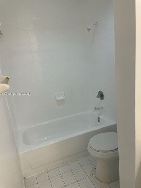 Building Photo - 9702 SW 138th Ave