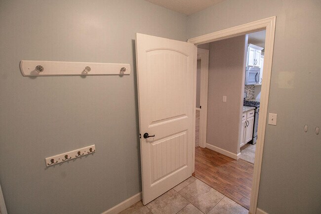 Building Photo - 7504 Wellford Ct