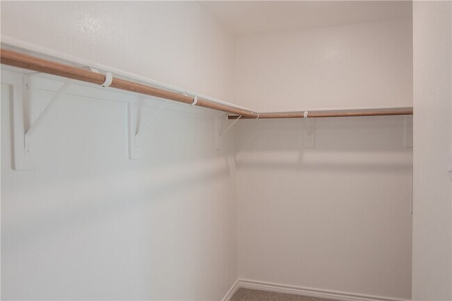 Building Photo - 6117 Eldora Dr