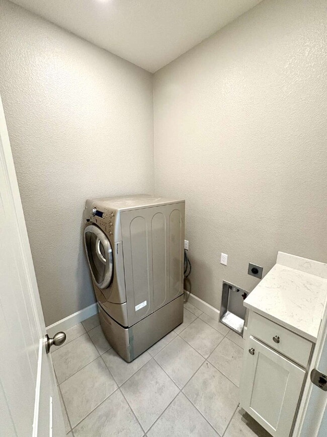 Building Photo - Newly Built Antioch Home For Rent