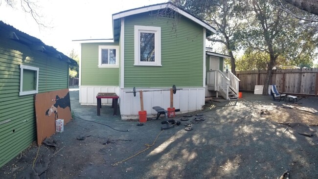 Building Photo - Jeffrey and Foothill Properties