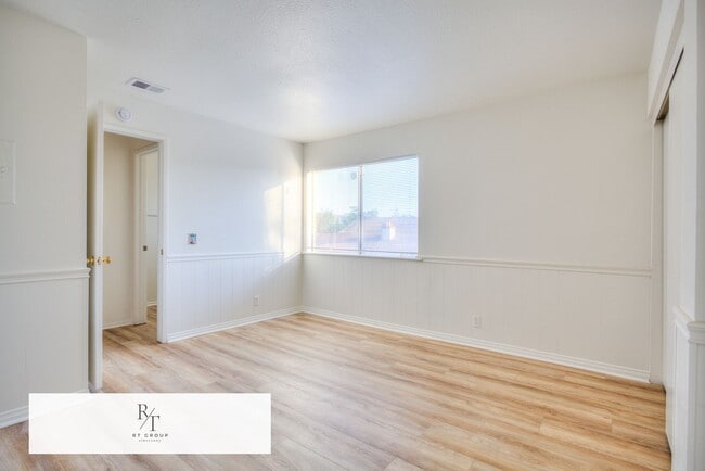 Building Photo - Lowest in the area!  Beautiful Family Home...