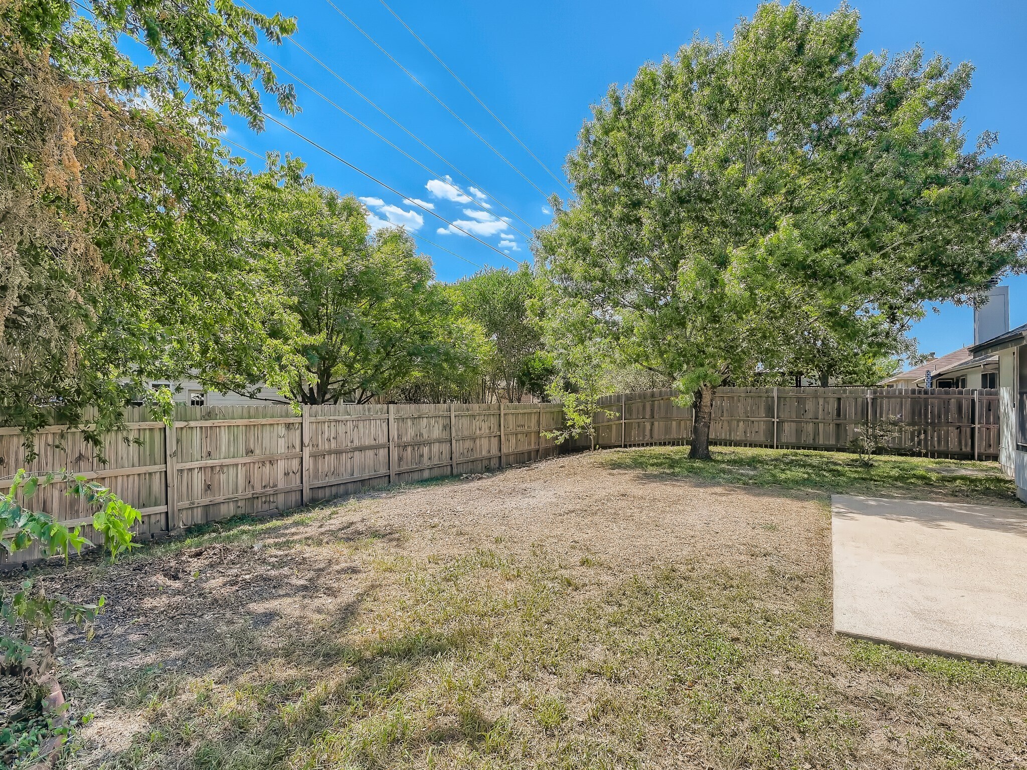 Building Photo - 116 Meadowside Dr