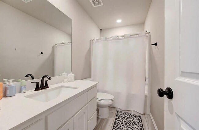 Building Photo - 11652 SW 12th St