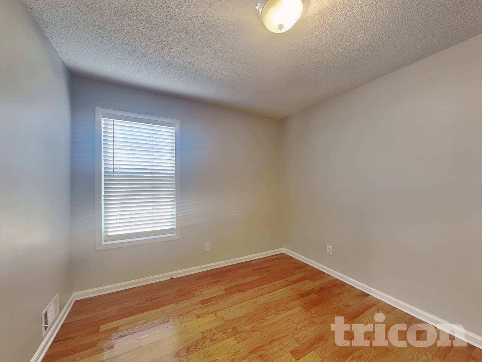 Building Photo - 118 Valleydale Dr