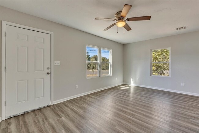 Building Photo - 2000 N Douglas Blvd