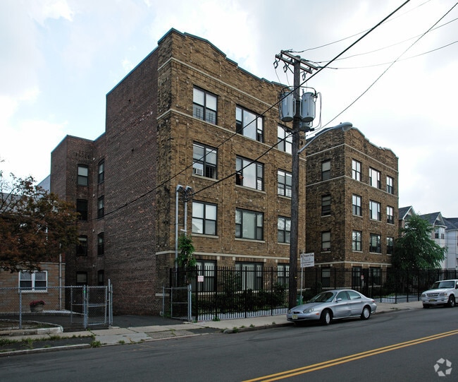 Primary Photo - Mt. Prospect Apartments