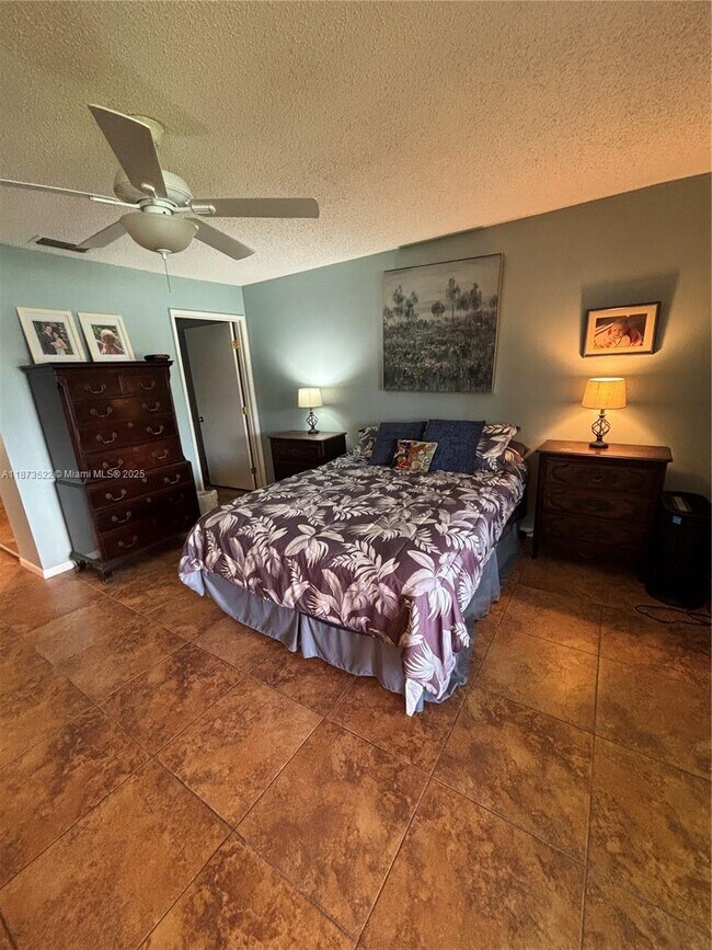 Building Photo - 8066 Springside Ct