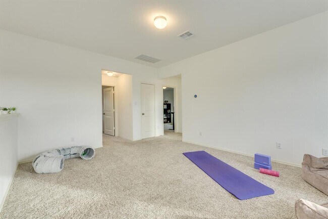 Building Photo - 7905 Prairie Rye Dr