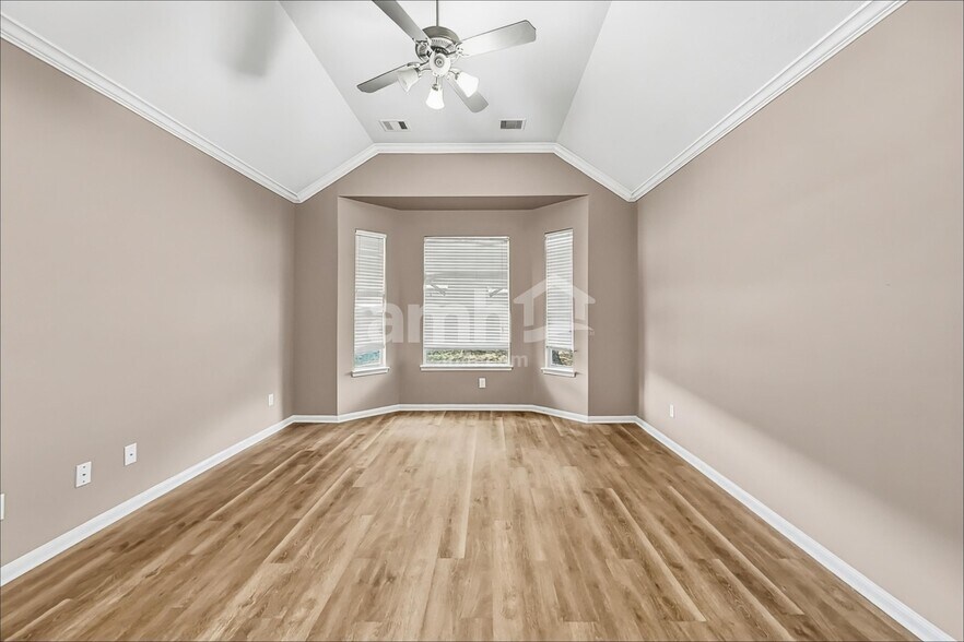 Building Photo - 2012 Haven Springs Ln