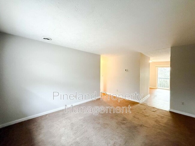 Building Photo - 2740 George Owen Rd