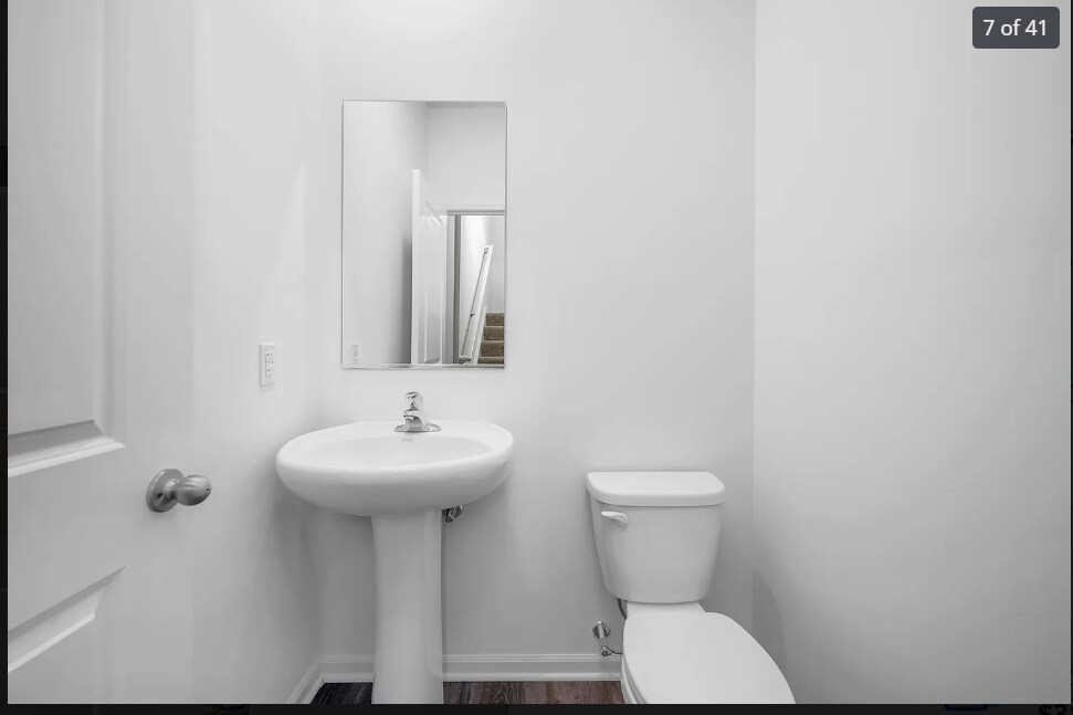 Building Photo - 2024 Yellowstone Blvd