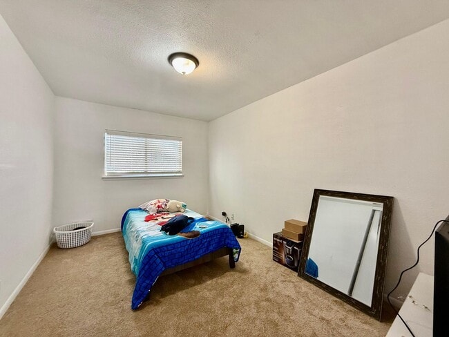 Building Photo - Move-In Ready! Stunningly Remodeled 2-Bedr...