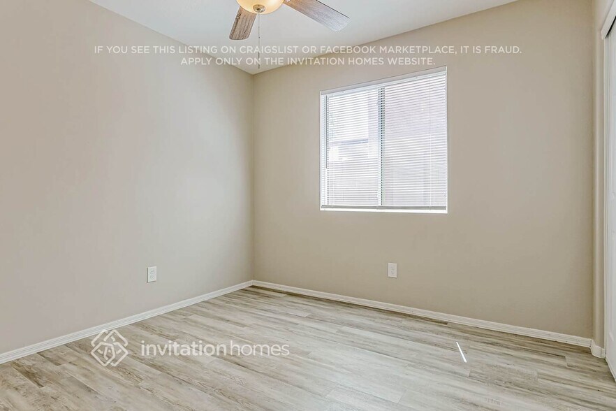 Building Photo - 4667 E Meadow Mist Ln