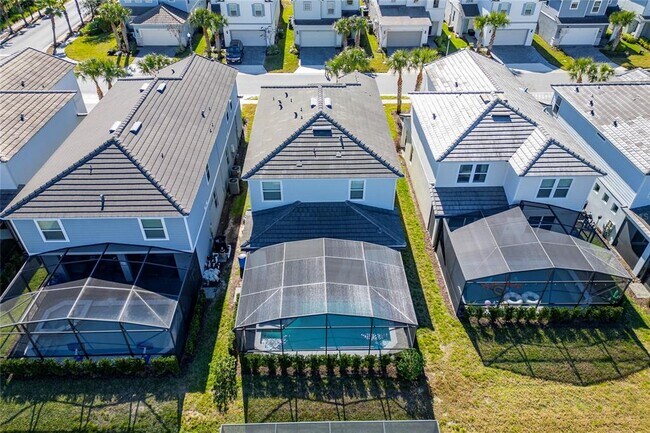 Building Photo - 7336 Oakmoss Loop