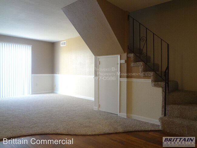 Building Photo - 4725 Marconi Ave