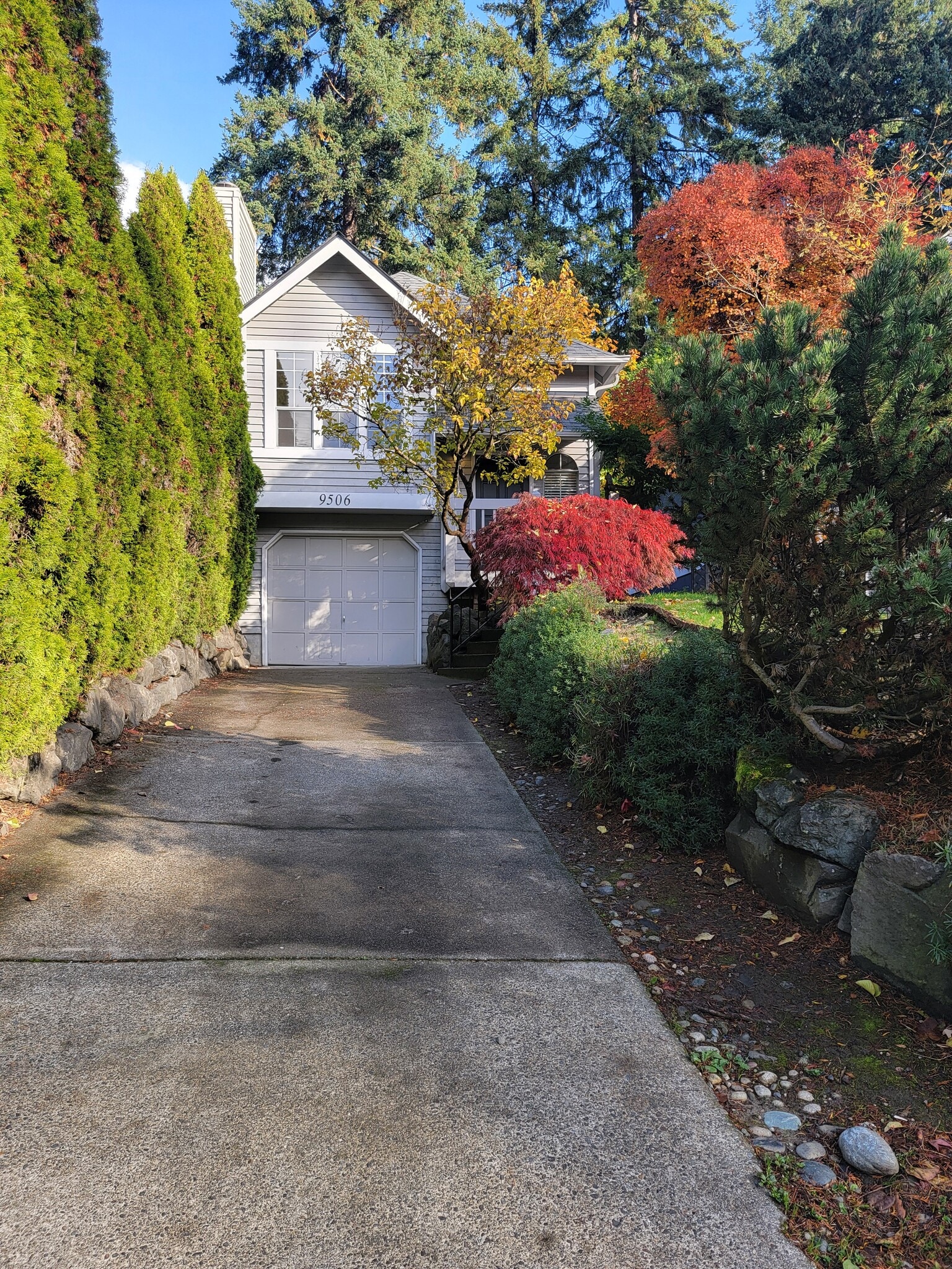 Building Photo - 9506 Sand Point Way NE