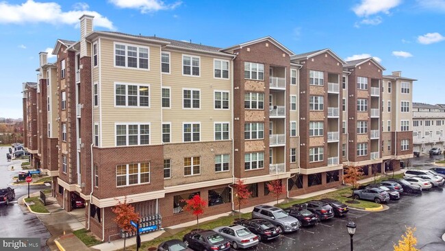 Building Photo - 13723 Neil Armstrong Ave