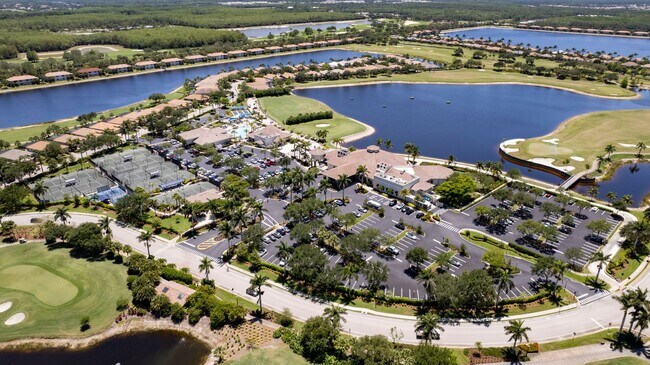 Building Photo - ** HERITAGE BAY ** 2 BED / 2 BATH - CONDO ...